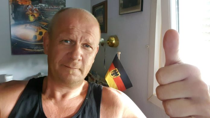Carsten Jahn im Größenwahn - Mehr Zensur Mehr Feinde Mehr Spenden - Team Heimat