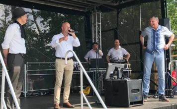 Rechtsextreme und Trump-Vertrauter treffen Geldpatrioten Thomas Grabinger und Claudius Fabig Rechtsextreme Trump Vertrauter Geld Patrioten Spenden Paytrioten Thomas Grabinger, Claudius Fabig